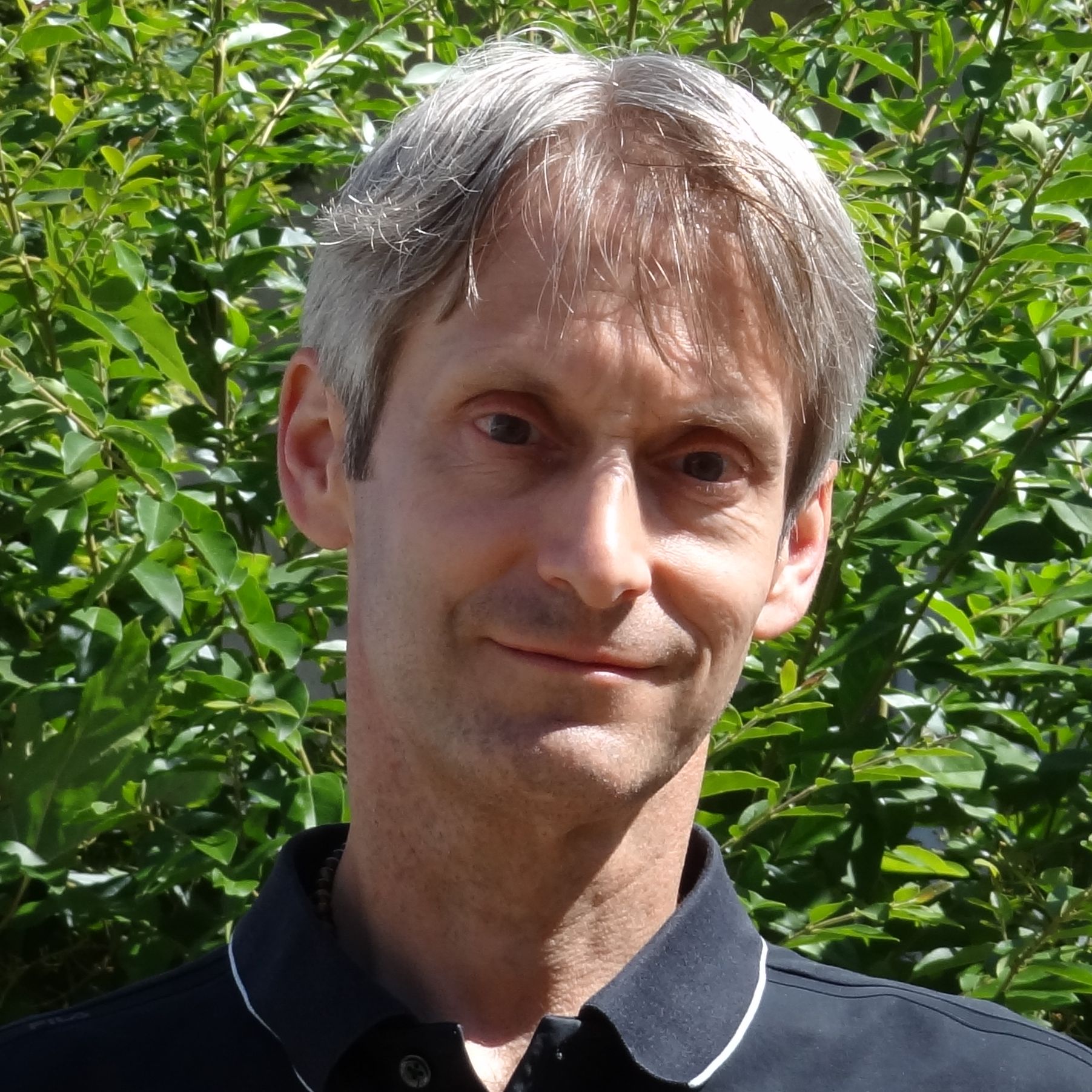 Rolf Lortz– Charles Simon